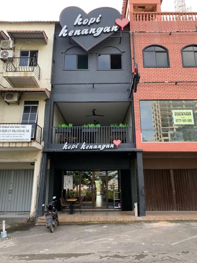 Batam Sky View Hotel Managed By Os מראה חיצוני תמונה