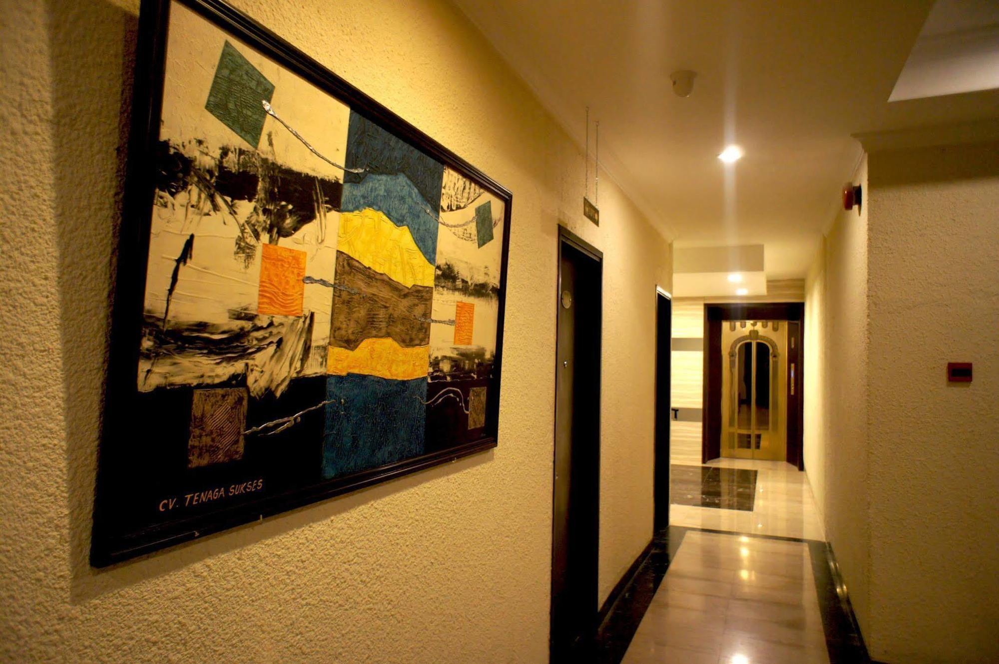 Batam Sky View Hotel Managed By Os מראה חיצוני תמונה